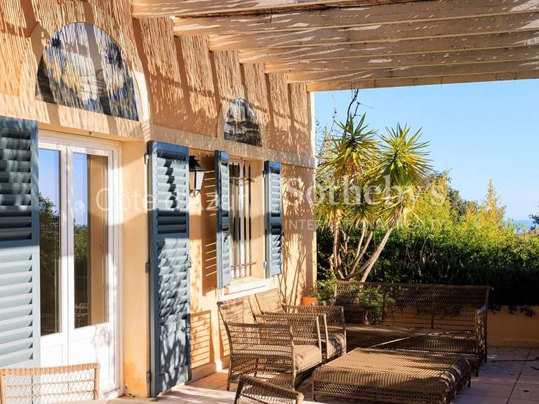 Maison La Colle-sur-Loup - 5 chambres - 398m²