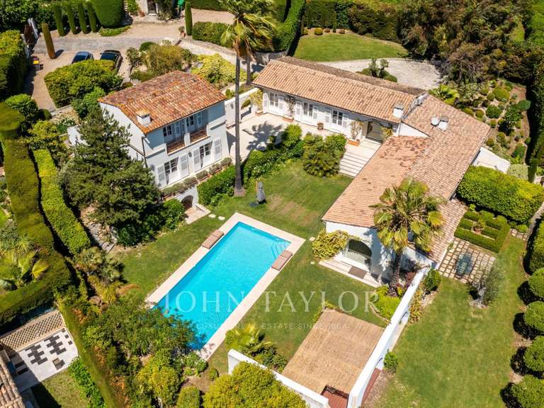 Maison La Colle-sur-Loup - 5 chambres - 314m²