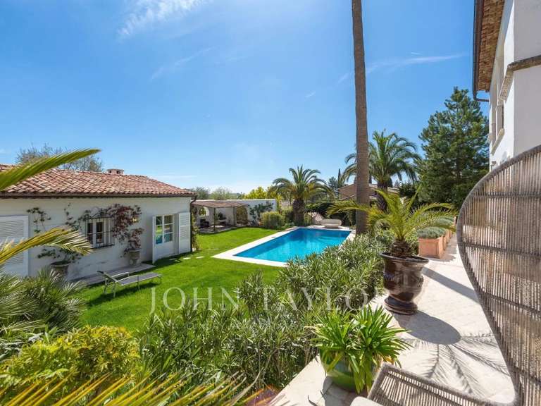 Maison La Colle-sur-Loup - 5 chambres - 314m²