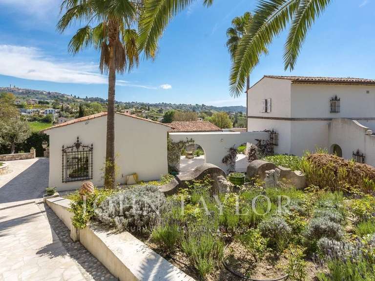 Maison La Colle-sur-Loup - 5 chambres - 314m²