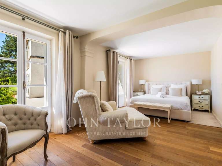 Maison La Colle-sur-Loup - 5 chambres - 314m²