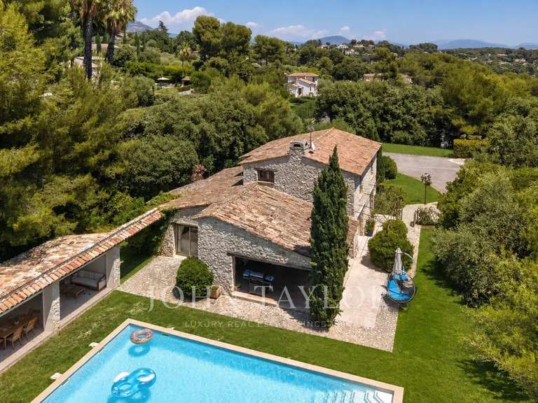Maison La Colle-sur-Loup - 4 chambres - 250m²