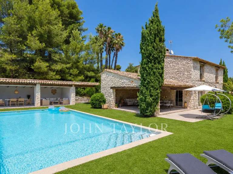 Maison La Colle-sur-Loup - 4 chambres - 250m²