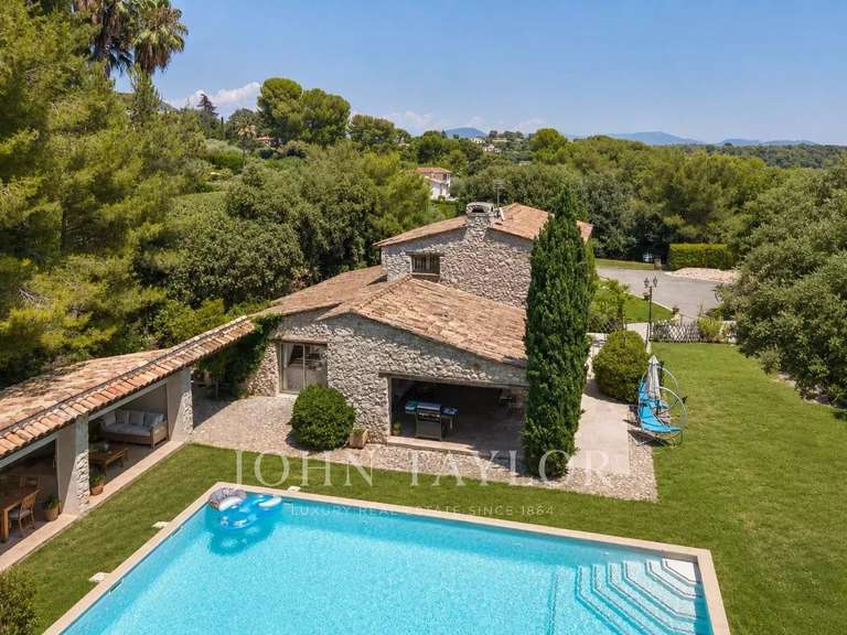 Maison La Colle-sur-Loup - 4 chambres - 250m²