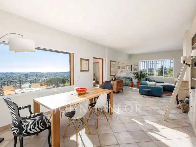 Maison La Colle-sur-Loup - 3 chambres - 172m²