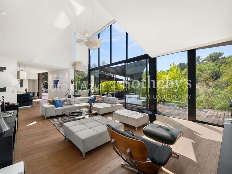 Maison La Colle-sur-Loup - 4 chambres - 237m²