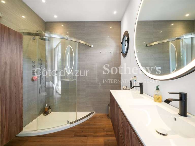 Maison La Colle-sur-Loup - 4 chambres - 237m²