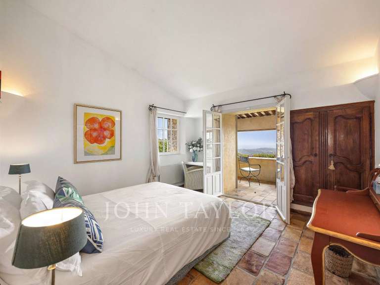 Propriété La Colle-sur-Loup - 6 chambres - 317m²