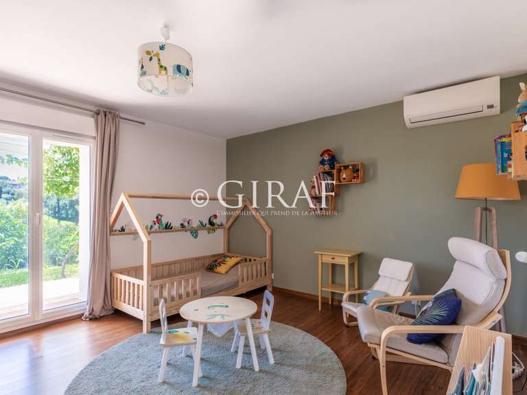 Villa La Colle-sur-Loup - 4 bedrooms - 160m²