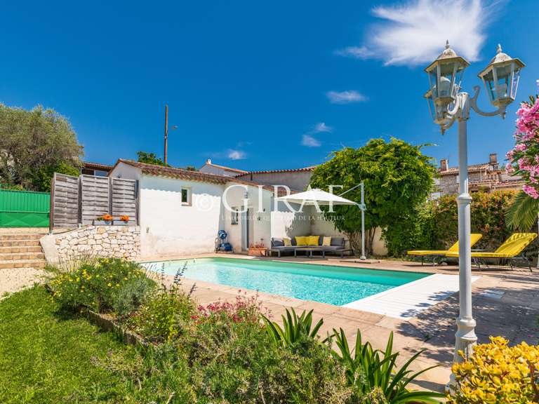 Villa La Colle-sur-Loup - 4 bedrooms - 160m²