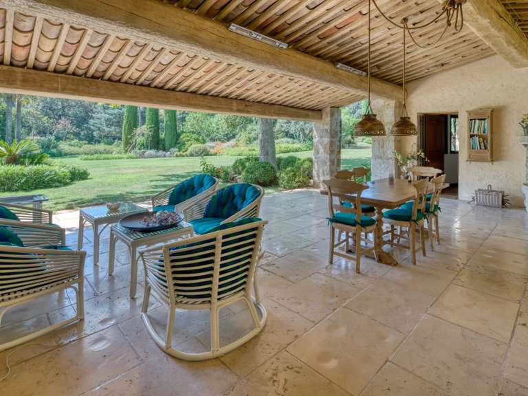 Villa La Colle-sur-Loup - 9 bedrooms - 460m²