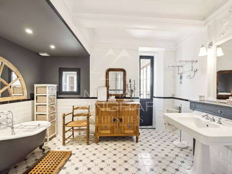 Villa La Colle-sur-Loup - 6 bedrooms - 592m²