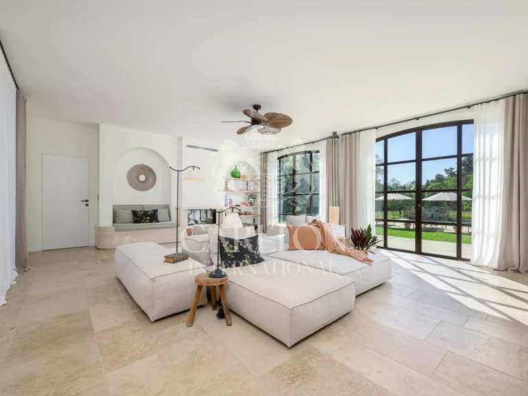 Villa La Colle-sur-Loup - 5 bedrooms - 350m²