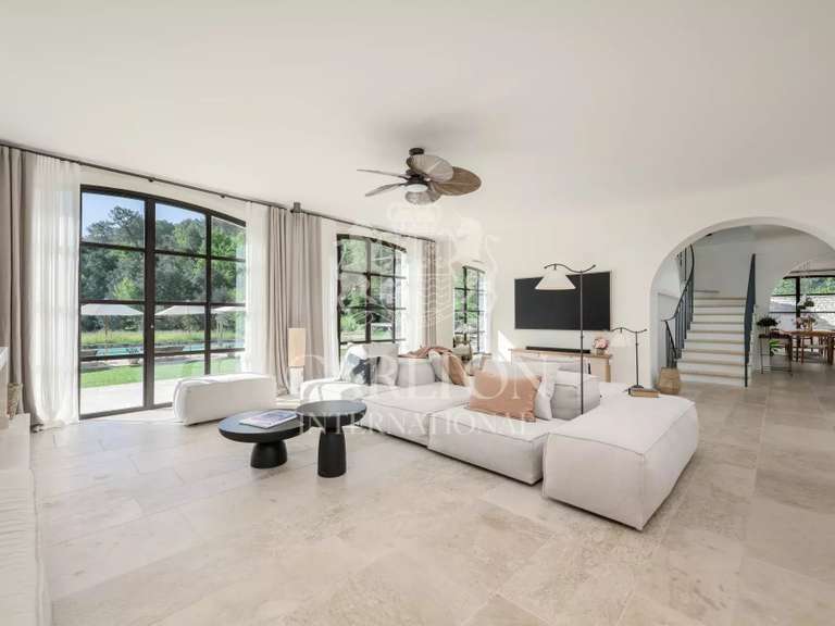 Villa La Colle-sur-Loup - 5 bedrooms - 350m²