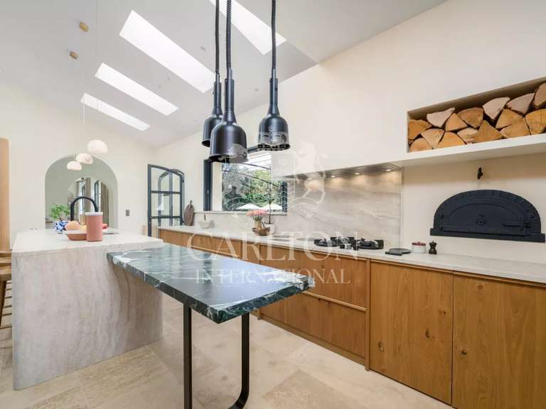 Villa La Colle-sur-Loup - 5 bedrooms - 350m²