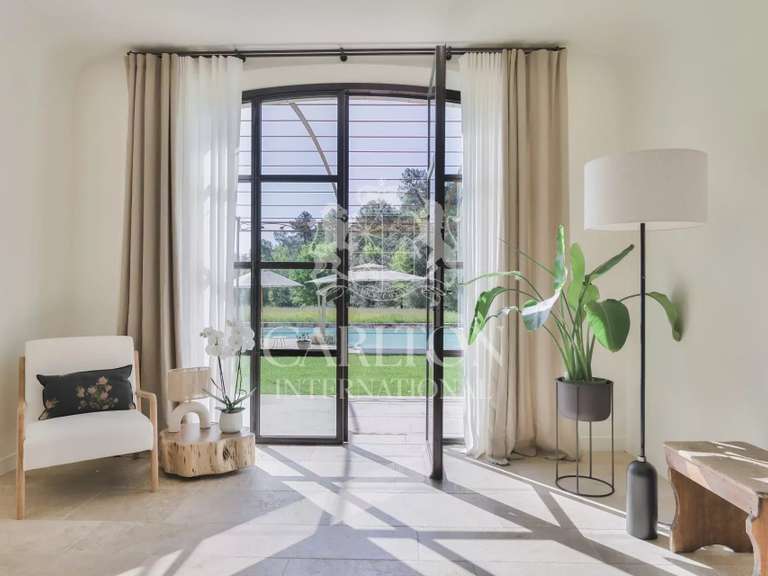 Villa La Colle-sur-Loup - 5 bedrooms - 350m²