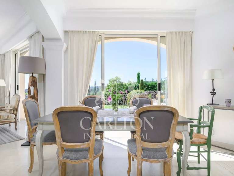 Villa La Colle-sur-Loup - 5 bedrooms - 328m²