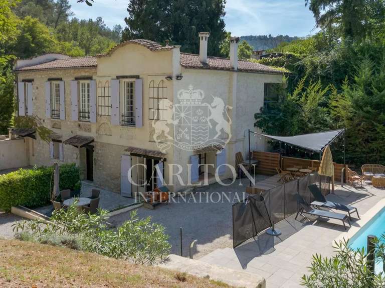 Villa La Colle-sur-Loup - 6 bedrooms - 235m²