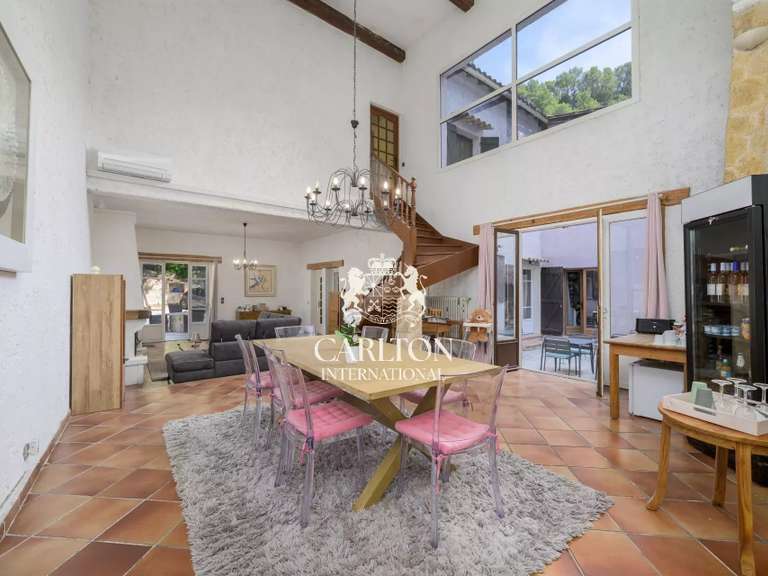 Villa La Colle-sur-Loup - 6 bedrooms - 235m²