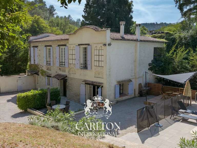Villa La Colle-sur-Loup - 6 bedrooms - 235m²