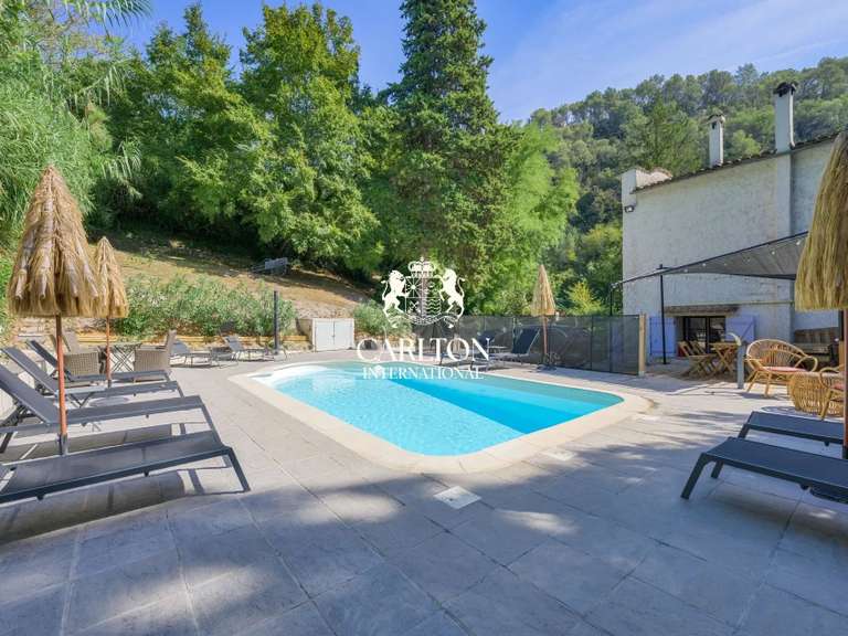 Villa La Colle-sur-Loup - 6 chambres - 235m²