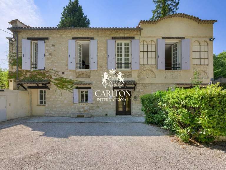 Villa La Colle-sur-Loup - 6 chambres - 235m²