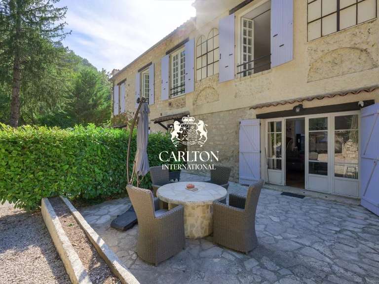 Villa La Colle-sur-Loup - 6 chambres - 235m²