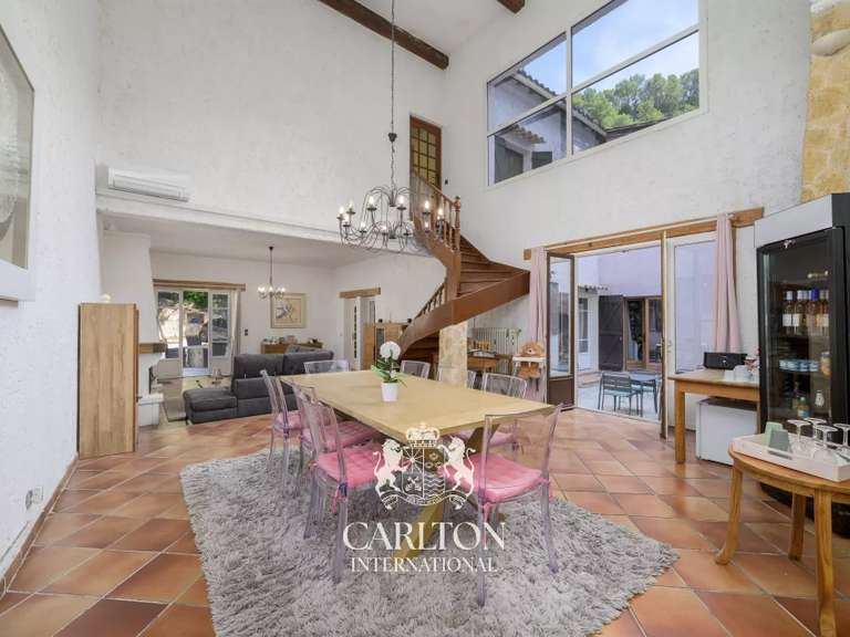 Villa La Colle-sur-Loup - 6 bedrooms - 235m²