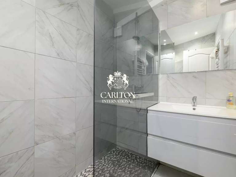 Villa La Colle-sur-Loup - 6 bedrooms - 235m²
