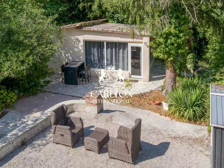 Villa La Colle-sur-Loup - 6 chambres - 235m²