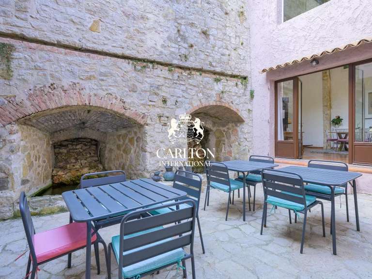 Villa La Colle-sur-Loup - 6 chambres - 235m²