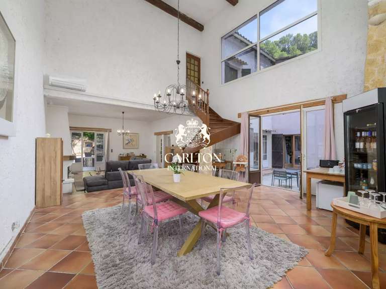 Villa La Colle-sur-Loup - 6 bedrooms - 235m²
