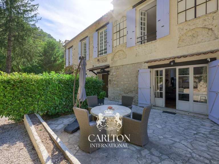 Villa La Colle-sur-Loup - 6 bedrooms - 235m²