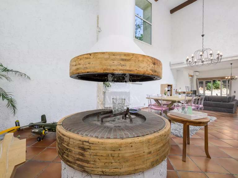 Villa La Colle-sur-Loup - 6 bedrooms - 235m²