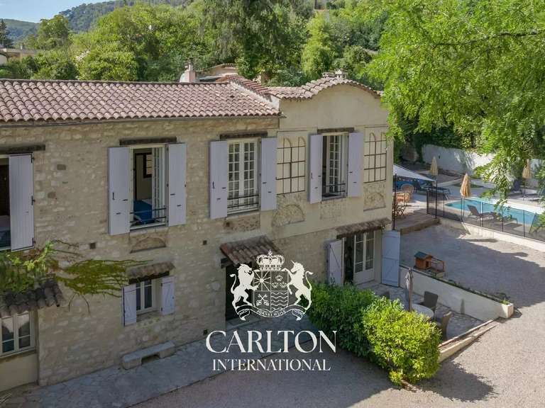 Villa La Colle-sur-Loup - 6 bedrooms - 235m²