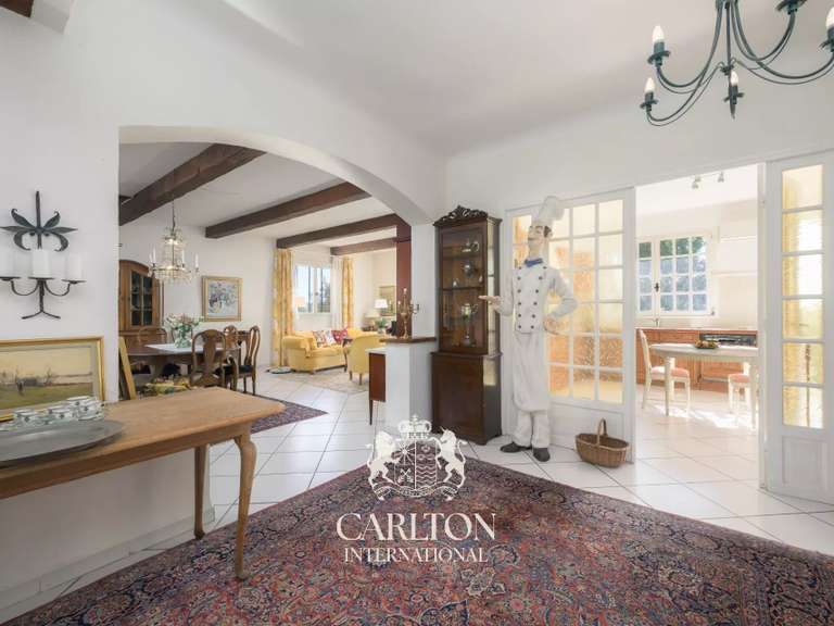 Villa La Colle-sur-Loup - 6 bedrooms - 300m²