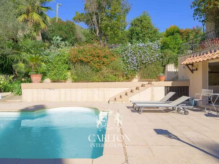 Villa La Colle-sur-Loup - 6 bedrooms - 300m²