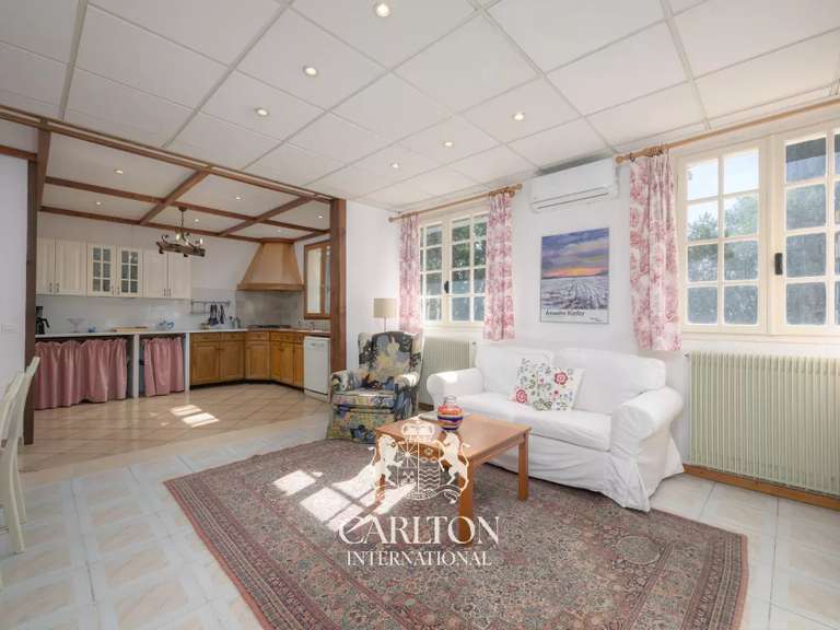 Villa La Colle-sur-Loup - 6 bedrooms - 300m²