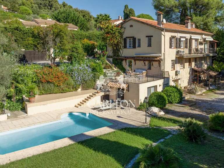 Villa La Colle-sur-Loup - 6 bedrooms - 300m²