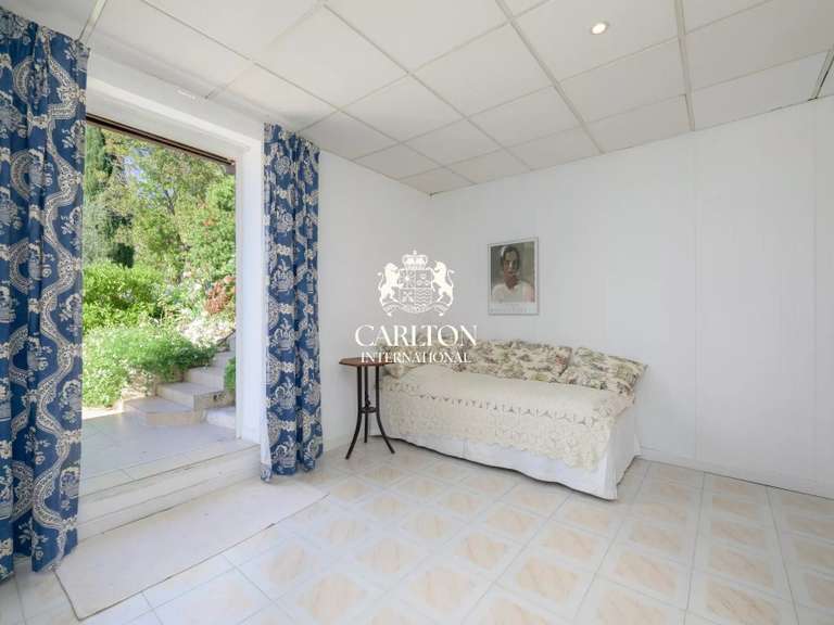 Villa La Colle-sur-Loup - 6 bedrooms - 300m²