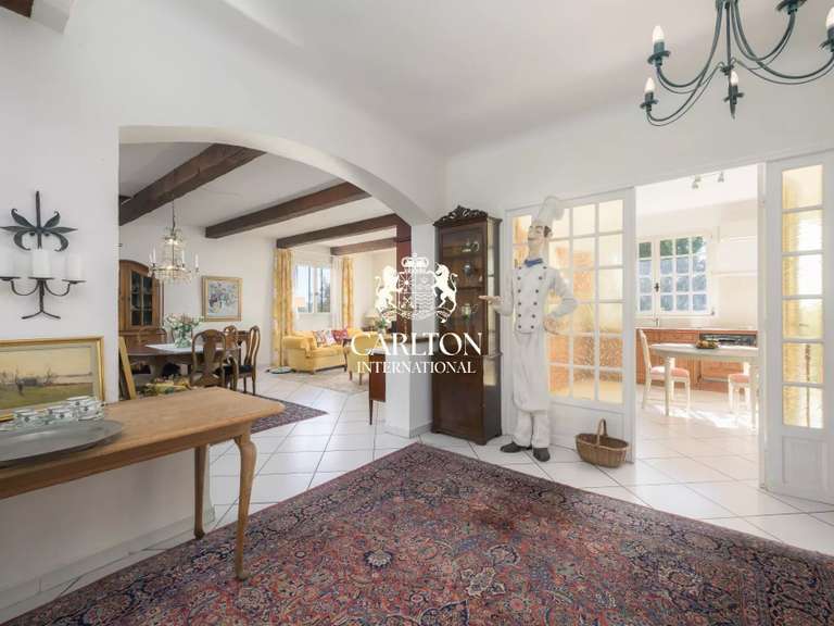 Villa La Colle-sur-Loup - 6 chambres - 300m²