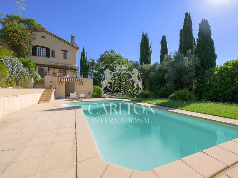 Villa La Colle-sur-Loup - 6 bedrooms - 300m²