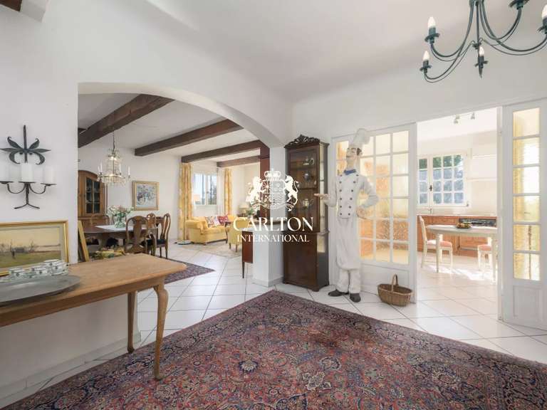 Villa La Colle-sur-Loup - 6 bedrooms - 300m²