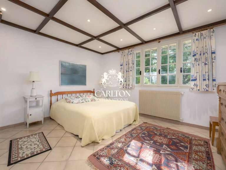 Villa La Colle-sur-Loup - 6 chambres - 300m²