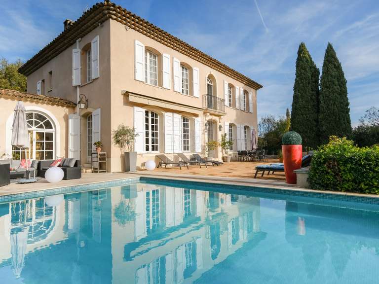 Villa La Colle-sur-Loup - 6 chambres - 280m²