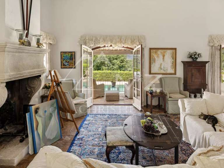 Villa La Colle-sur-Loup - 5 chambres - 286m²