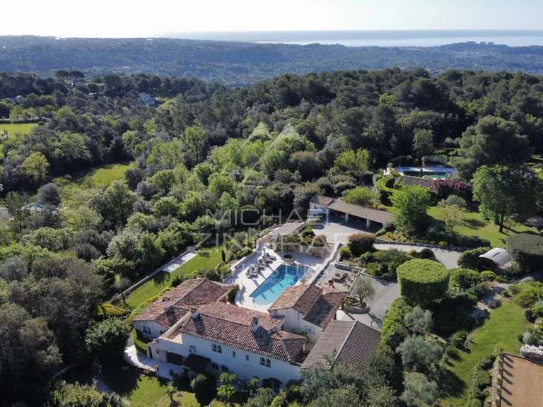 Villa La Colle-sur-Loup - 6 chambres - 437m²