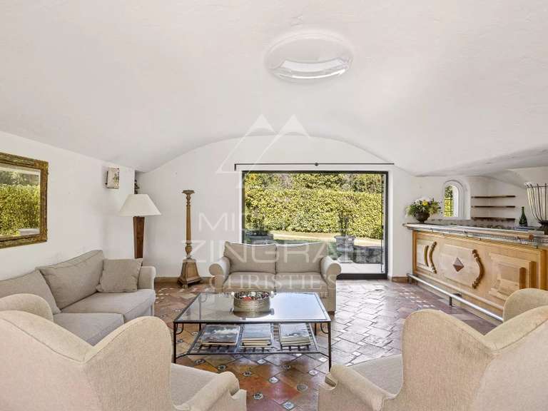 Villa La Colle-sur-Loup - 6 bedrooms - 437m²