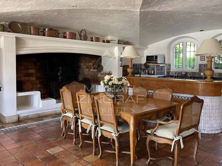 Villa La Colle-sur-Loup - 6 chambres - 437m²