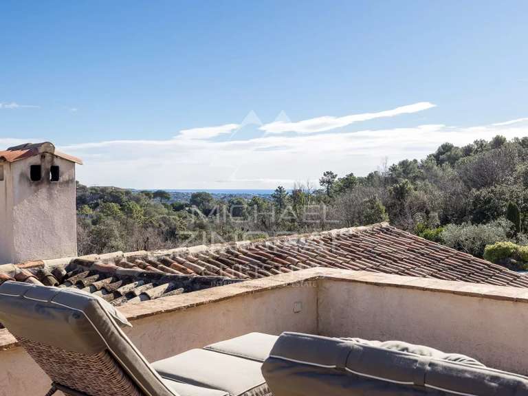 Villa La Colle-sur-Loup - 6 bedrooms - 437m²